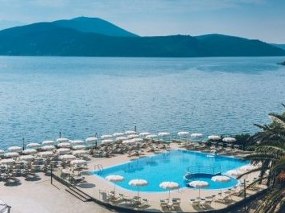 Single Parents on Holiday - Bucht von Kotor Hotel Image 2